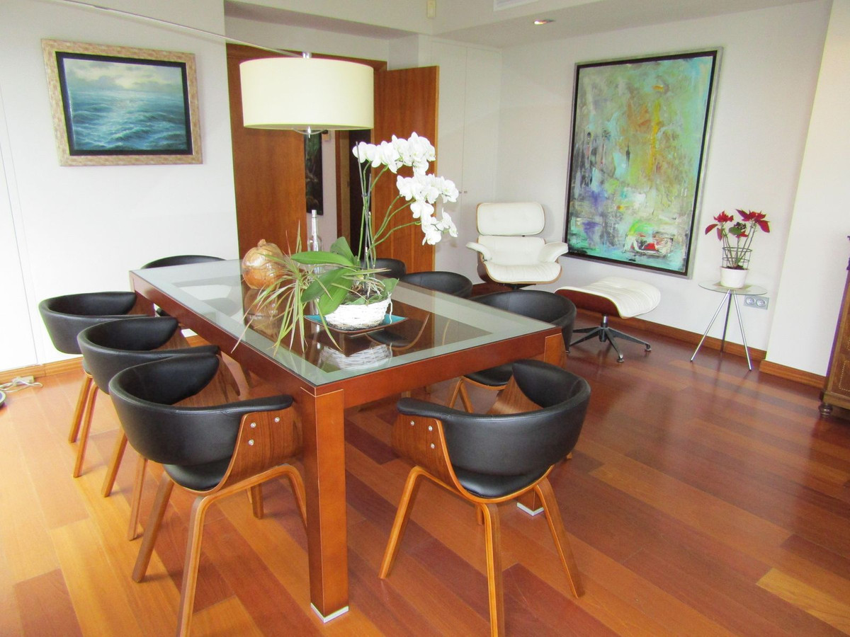 6 Bed Townhouse for sale in Málaga Este Costa Del Sol, Málaga, Spain