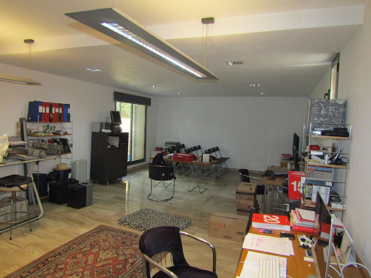 6 Bed Townhouse for sale in Málaga Este Costa Del Sol, Málaga, Spain