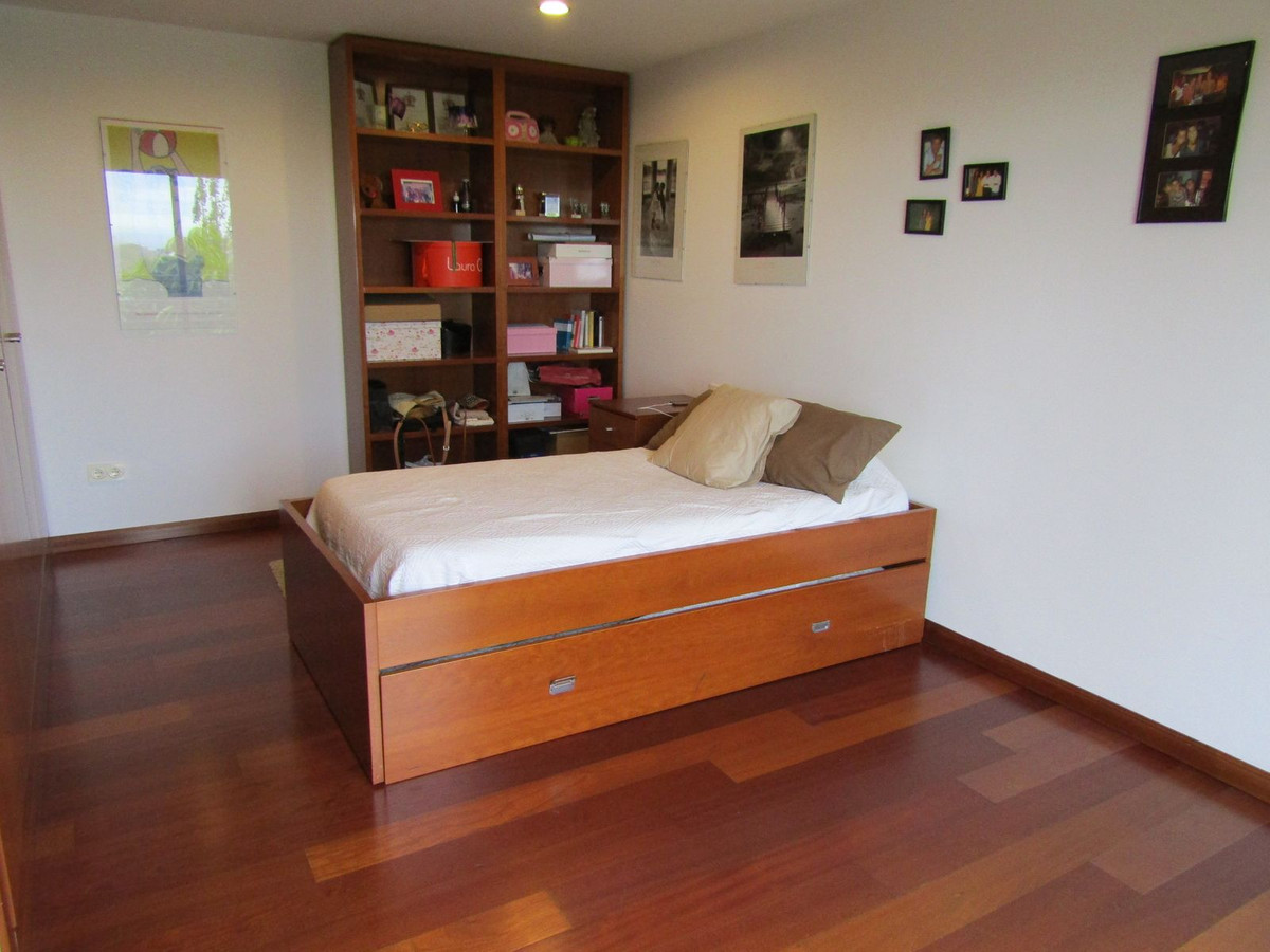 6 Bed Townhouse for sale in Málaga Este Costa Del Sol, Málaga, Spain