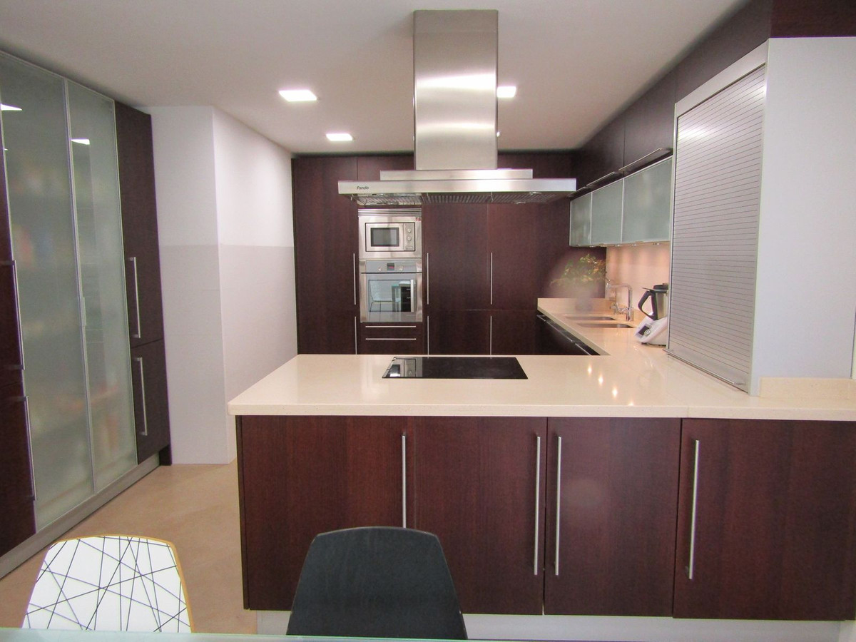 6 Bed Townhouse for sale in Málaga Este Costa Del Sol, Málaga, Spain