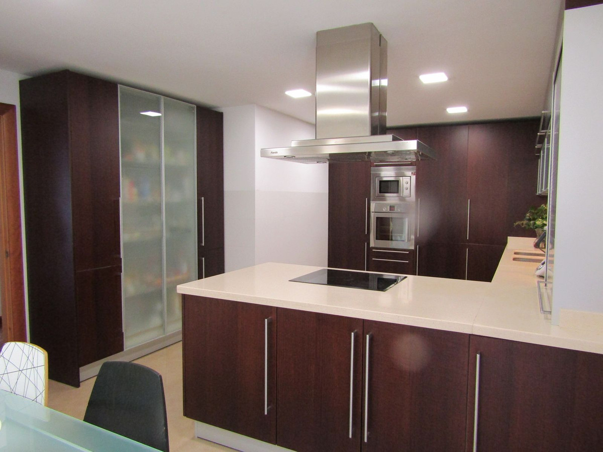 6 Bed Townhouse for sale in Málaga Este Costa Del Sol, Málaga, Spain