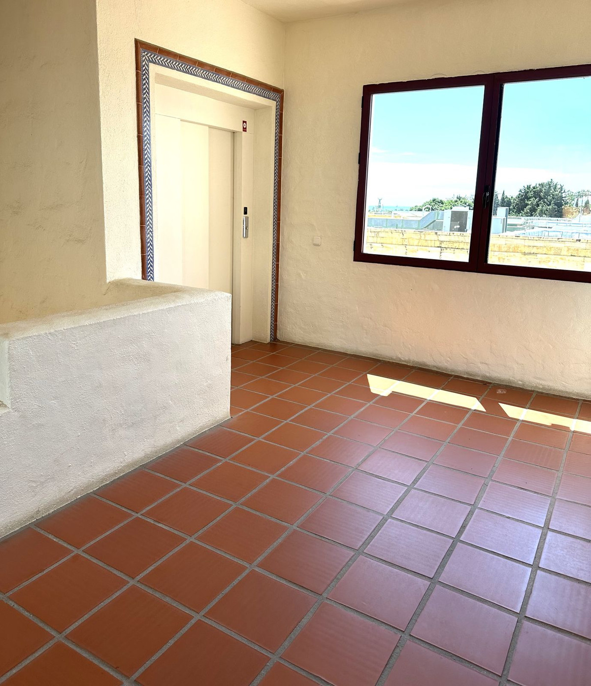 Se vende Oficina de 2 dormitorios en Costa Del Sol, Málaga, España