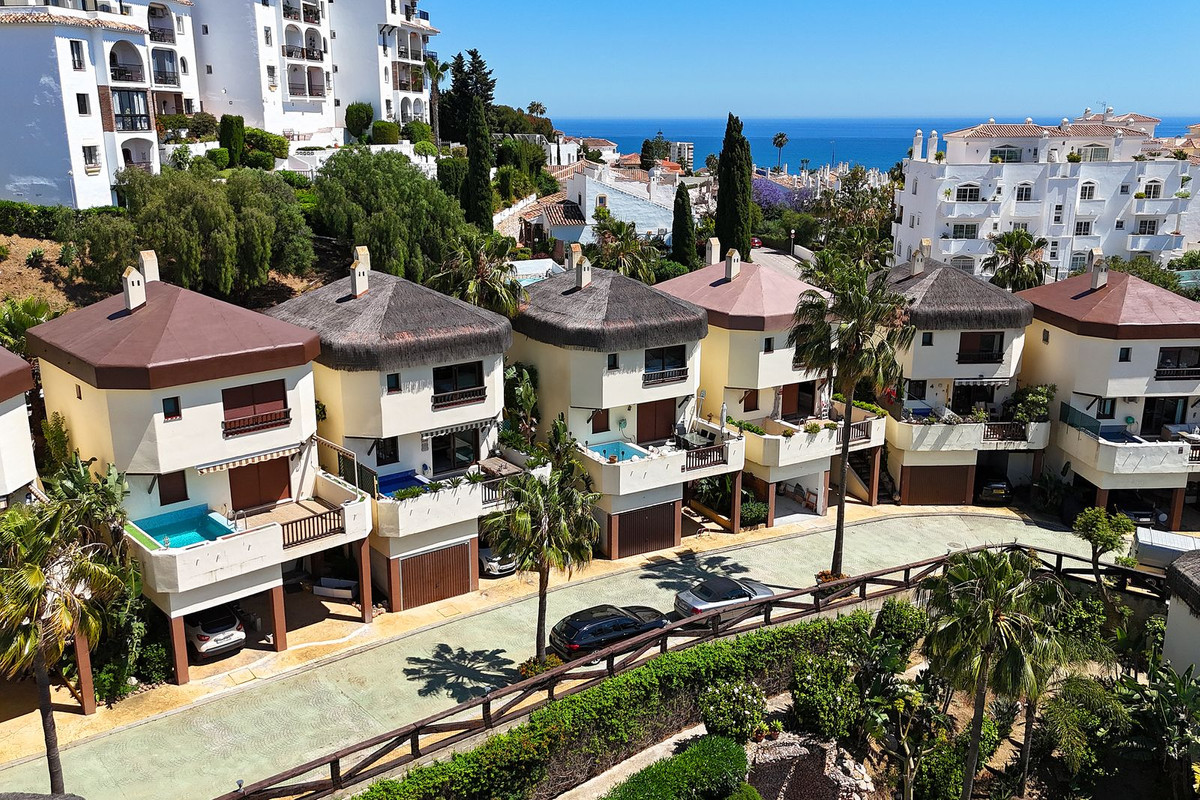 4 Bed Townhouse for sale in Riviera Del Sol Costa Del Sol, Málaga, Spain