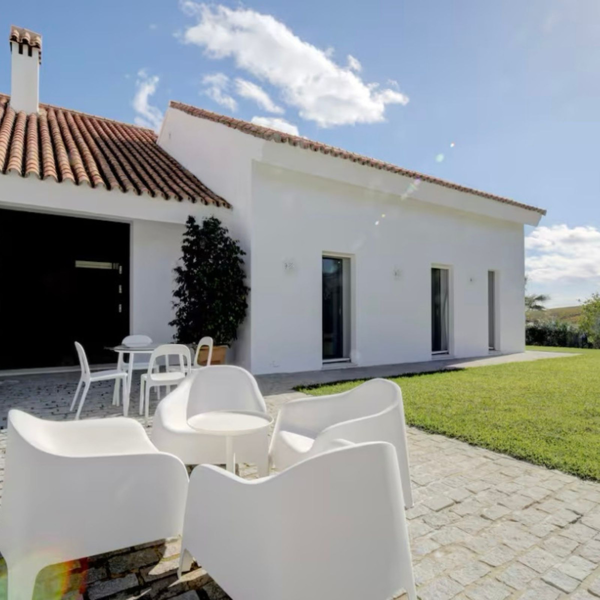 6 Bed Townhouse for sale in Manilva Costa Del Sol, Málaga, Spain