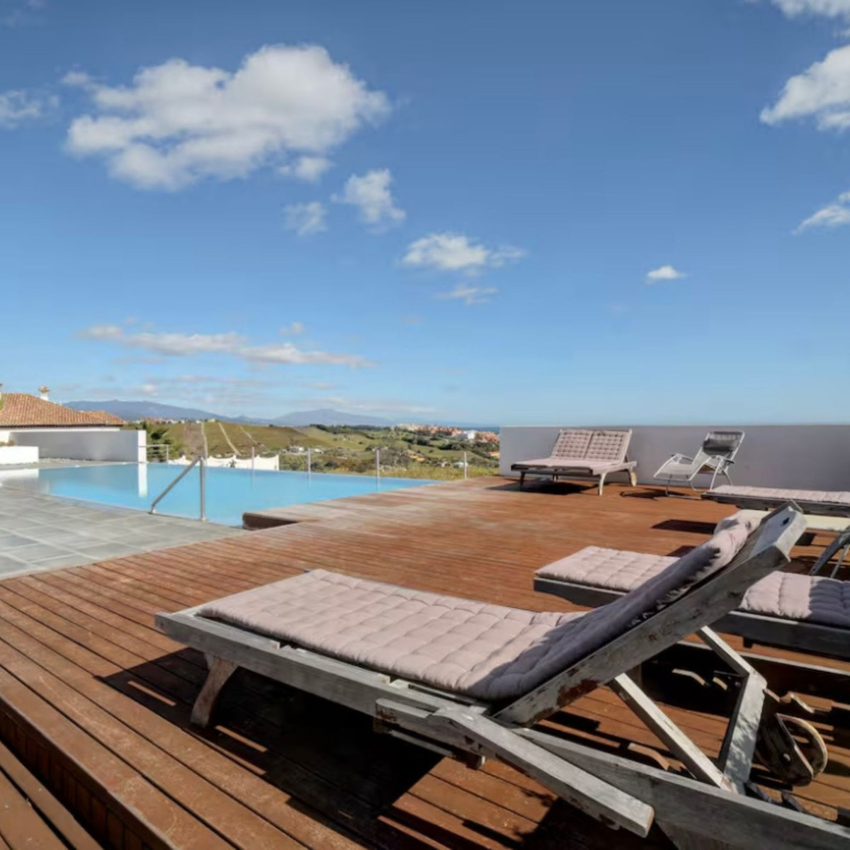 6 Bed Townhouse for sale in Manilva Costa Del Sol, Málaga, Spain