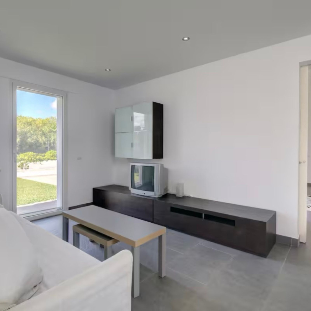 6 Bed Townhouse for sale in Manilva Costa Del Sol, Málaga, Spain