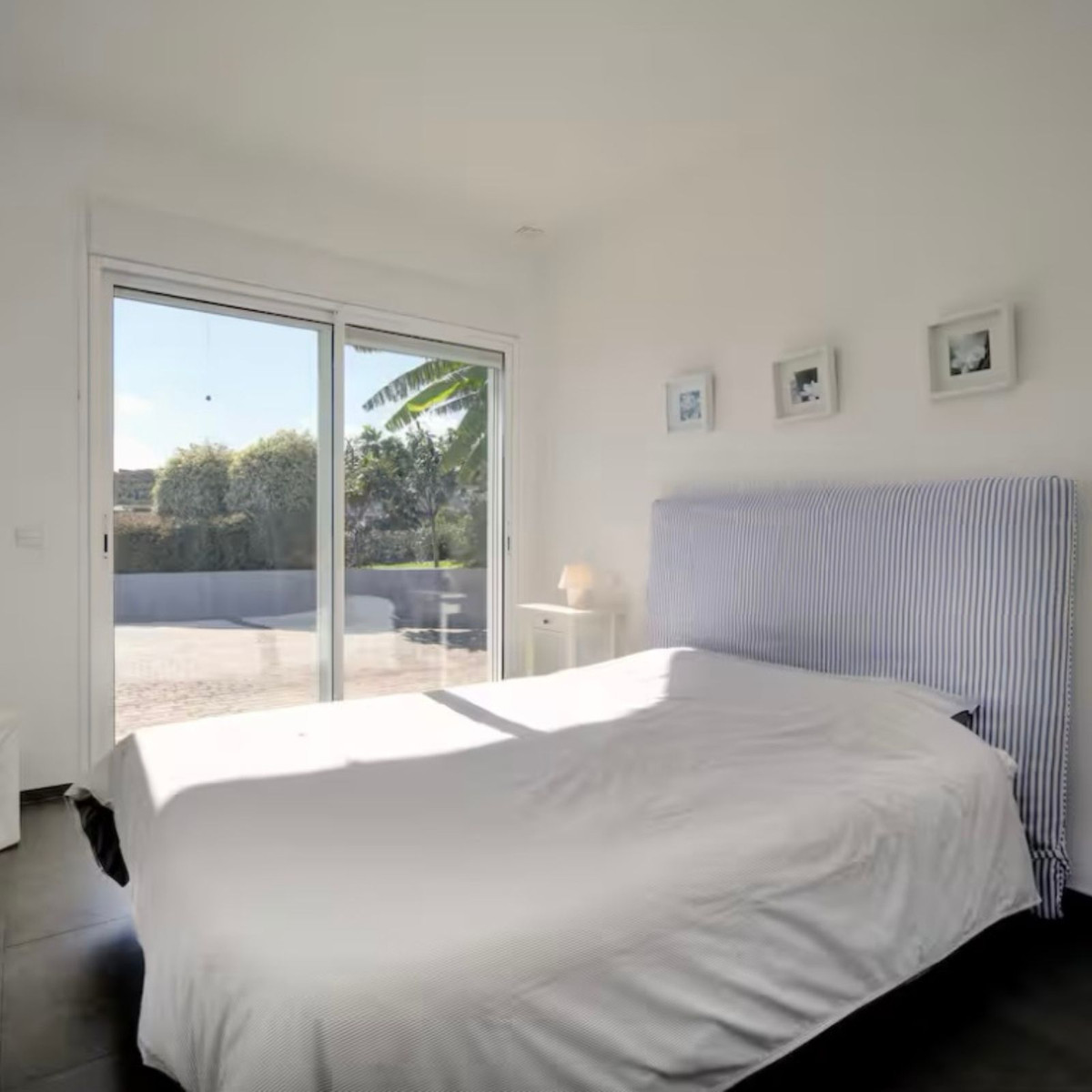 6 Bed Townhouse for sale in Manilva Costa Del Sol, Málaga, Spain
