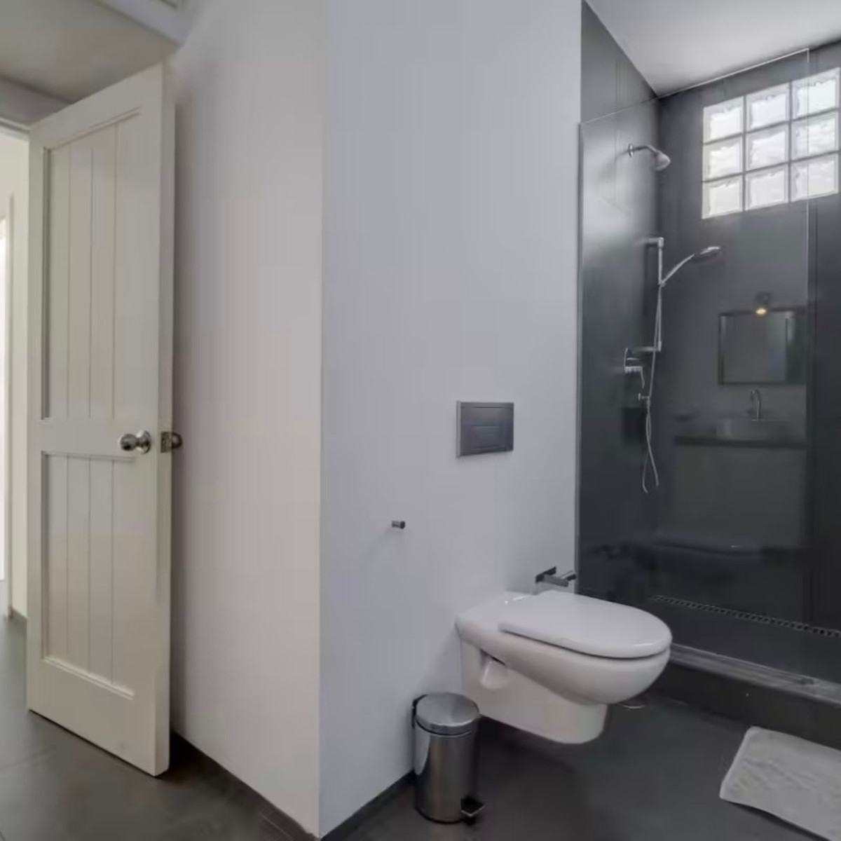 6 Bed Townhouse for sale in Manilva Costa Del Sol, Málaga, Spain