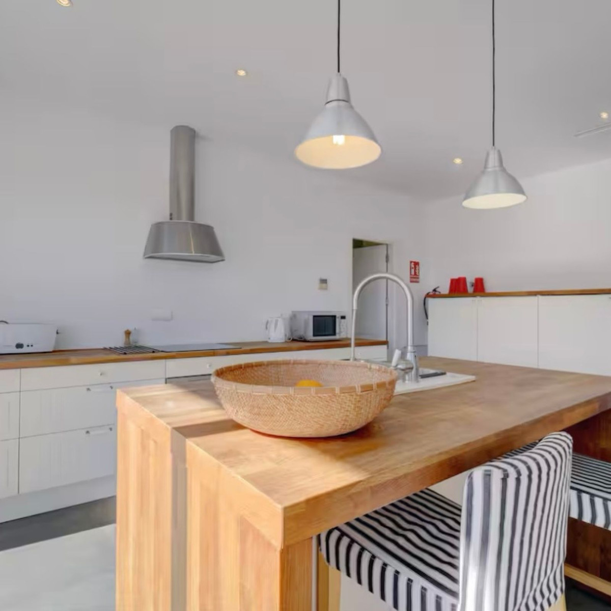 6 Bed Townhouse for sale in Manilva Costa Del Sol, Málaga, Spain