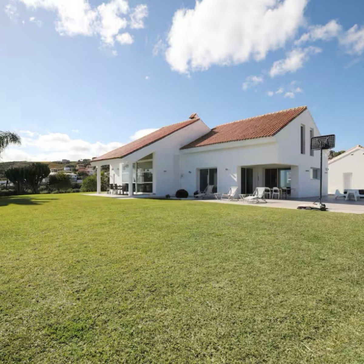 6 Bed Townhouse for sale in Manilva Costa Del Sol, Málaga, Spain