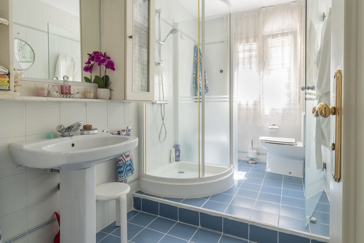 4 Bed Apartment for sale in Málaga Este Costa Del Sol, Málaga, Spain