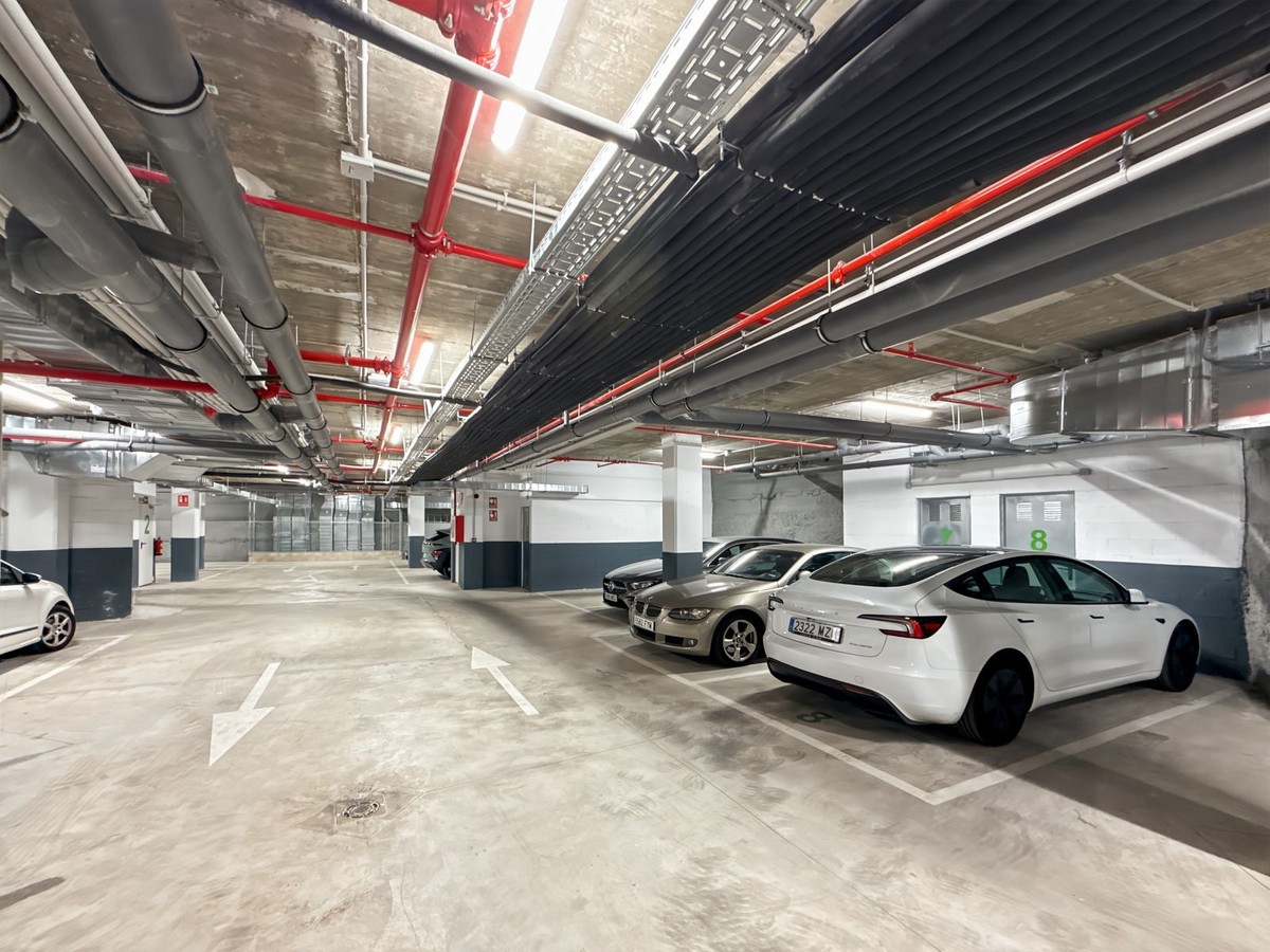 Se vende Apartamento Planta Media de 2 dormitorios en Málaga Ciudad, Málaga, España