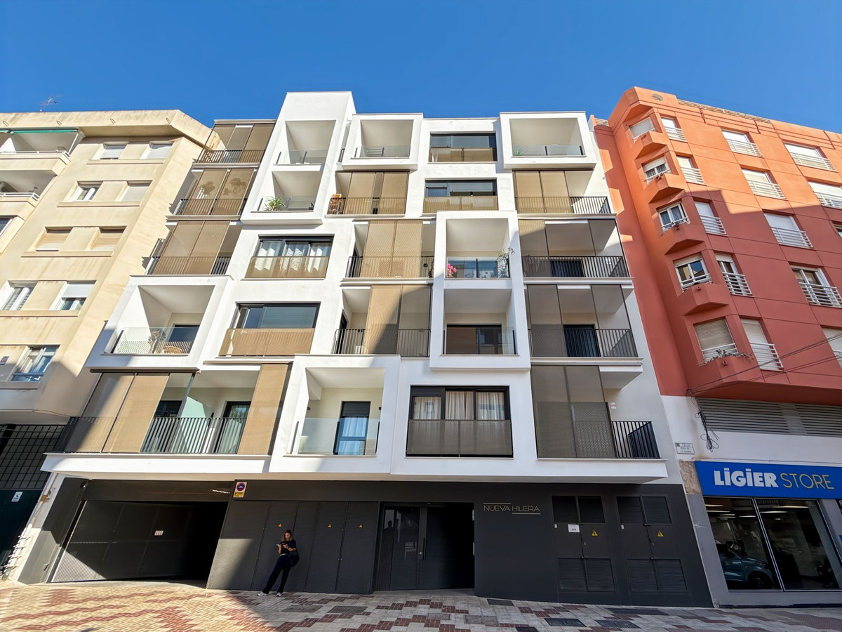 Se vende Apartamento Planta Media de 2 dormitorios en Málaga Ciudad, Málaga, España