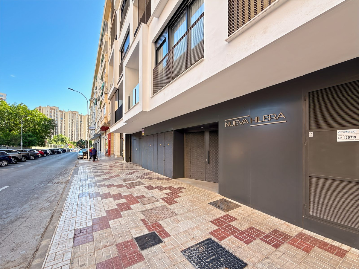 Se vende Apartamento Planta Media de 2 dormitorios en Málaga Ciudad, Málaga, España