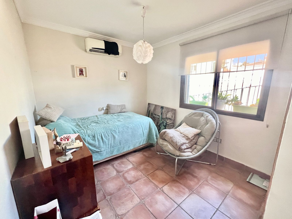 4 Bed Townhouse for sale in Nueva Andalucía Costa Del Sol, Málaga, Spain
