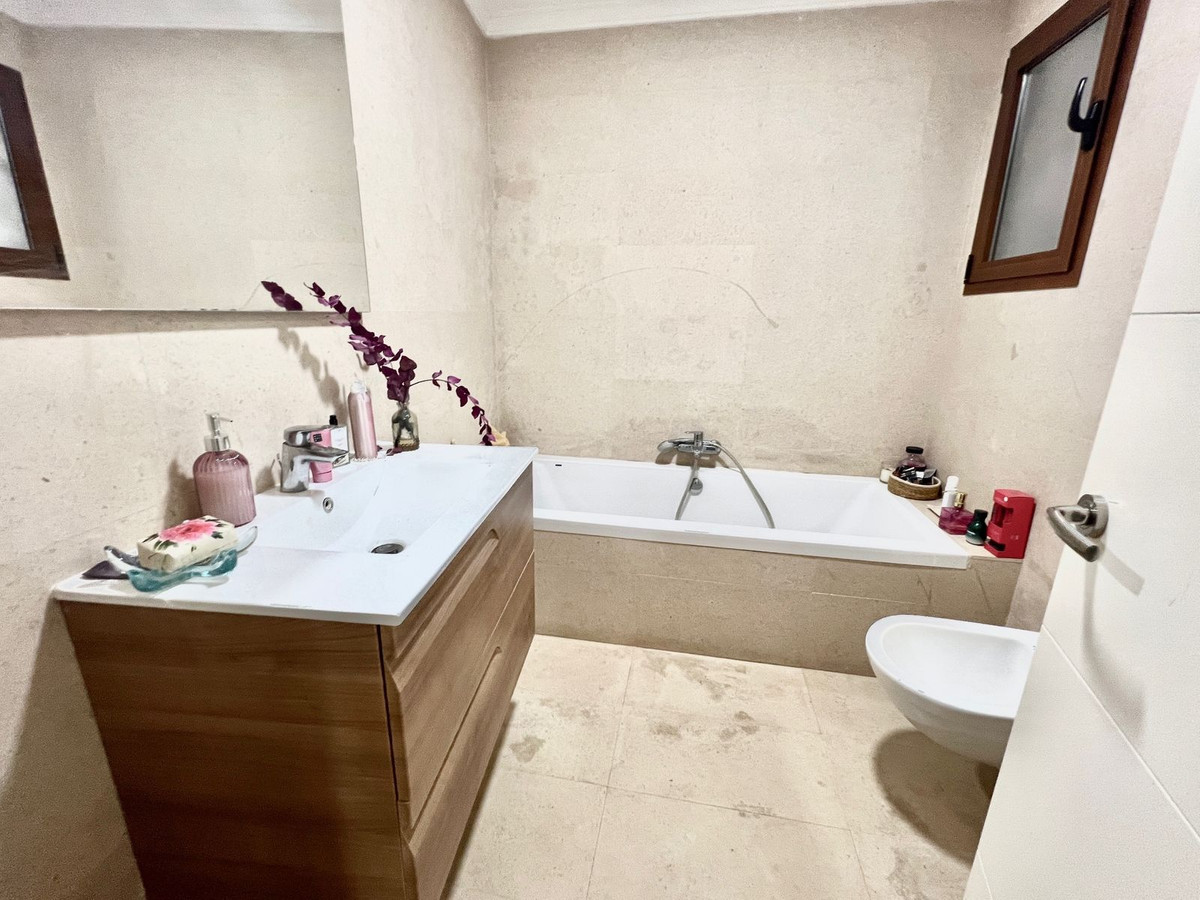 4 Bed Townhouse for sale in Nueva Andalucía Costa Del Sol, Málaga, Spain