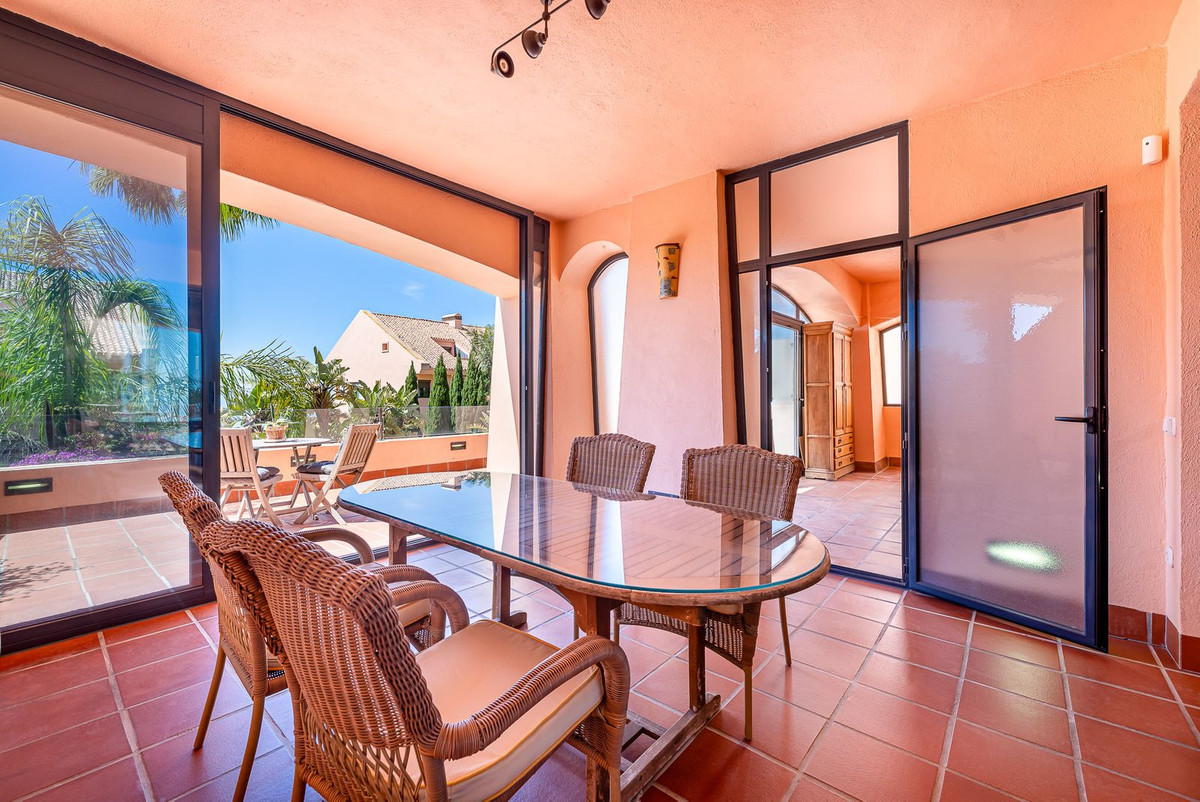 2 Bed Apartment for sale in Calahonda Costa Del Sol, Málaga, Spain