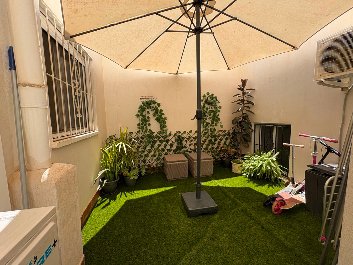 4 Bed Apartment for sale in Torrevieja Costa Blanca, Alicante, Spain