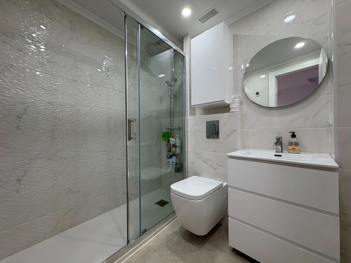 4 Bed Apartment for sale in Torrevieja Costa Blanca, Alicante, Spain