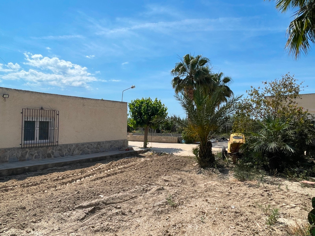 Se vende Villa - Chalet de 4 dormitorios en Costa Blanca, Alicante, España