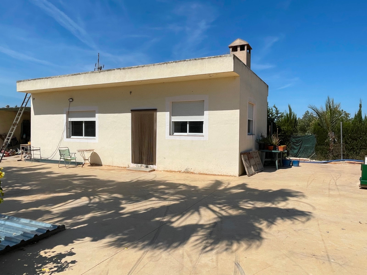 Se vende Villa - Chalet de 4 dormitorios en Costa Blanca, Alicante, España