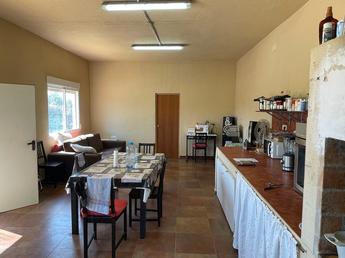 Se vende Villa - Chalet de 4 dormitorios en Costa Blanca, Alicante, España