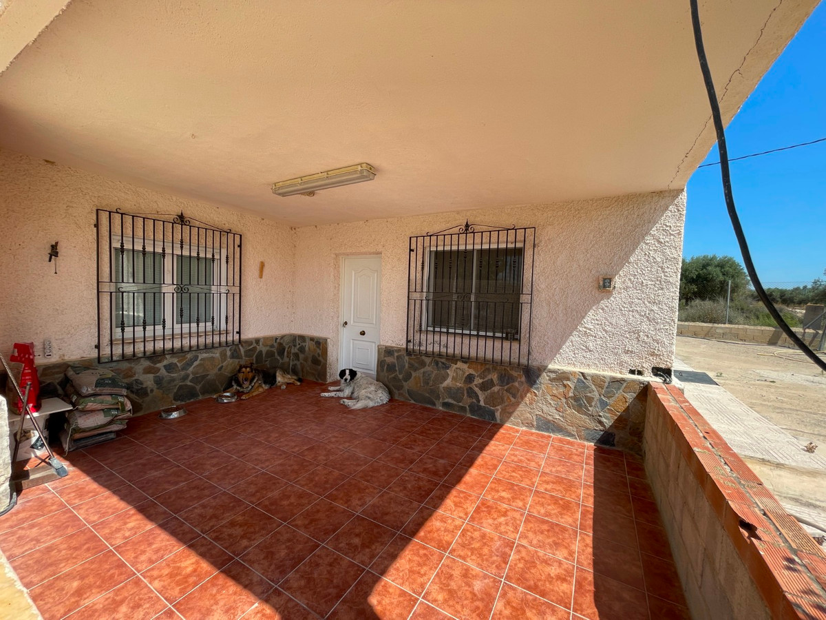 Se vende Villa - Chalet de 4 dormitorios en Costa Blanca, Alicante, España