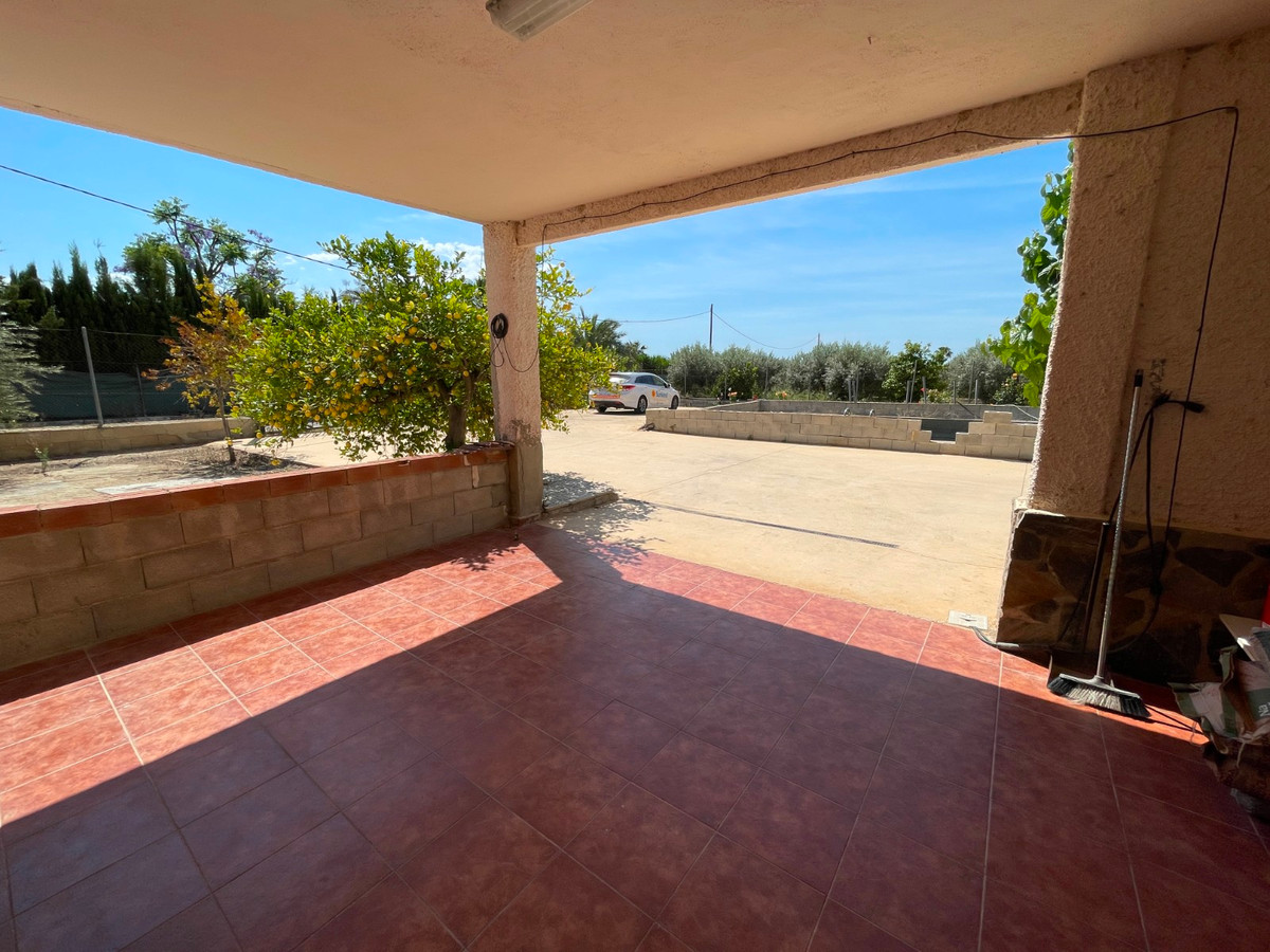 Se vende Villa - Chalet de 4 dormitorios en Costa Blanca, Alicante, España