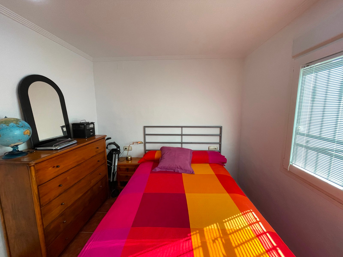 Se vende Villa - Chalet de 4 dormitorios en Costa Blanca, Alicante, España
