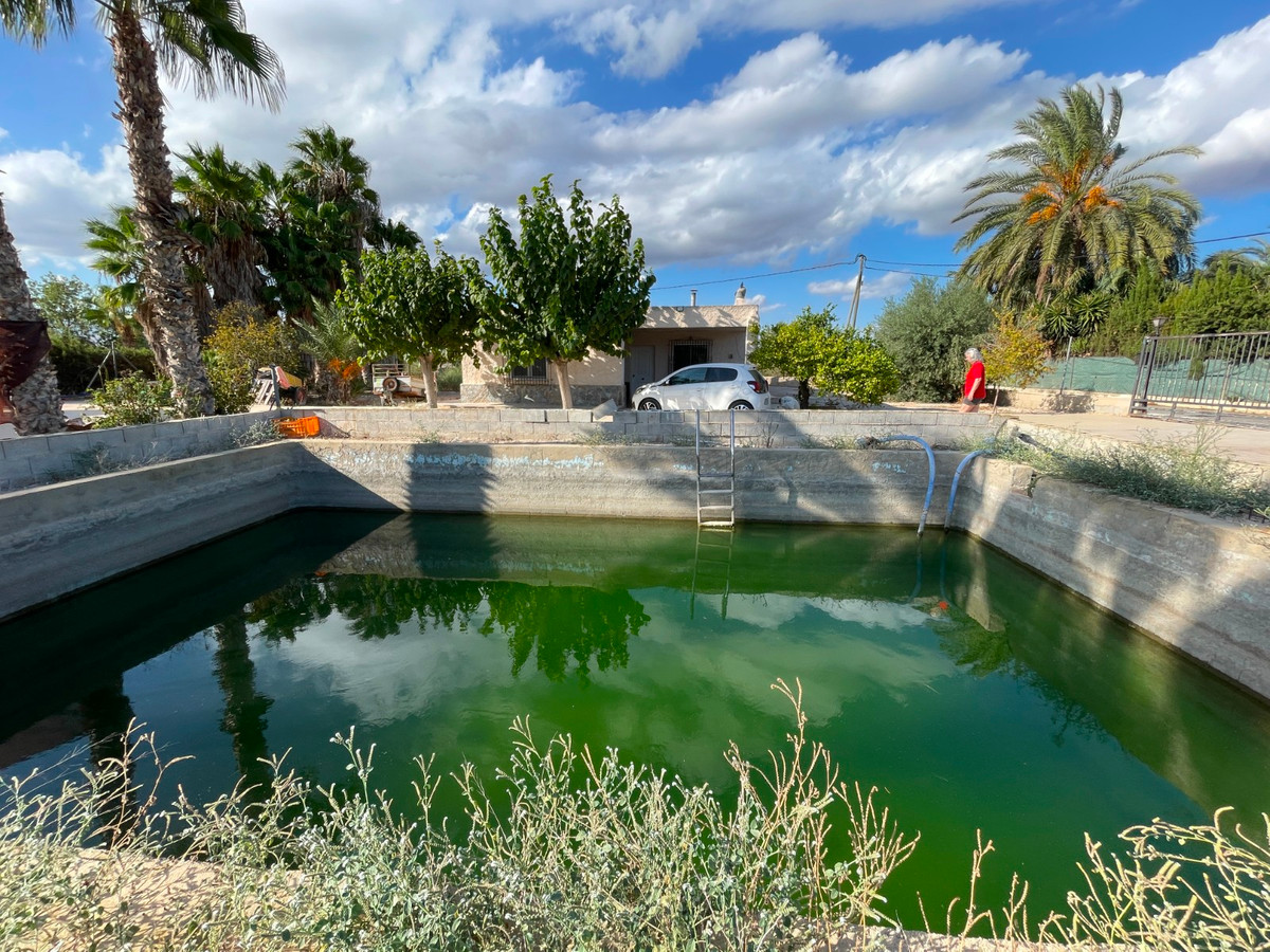 Se vende Villa - Chalet de 4 dormitorios en Costa Blanca, Alicante, España