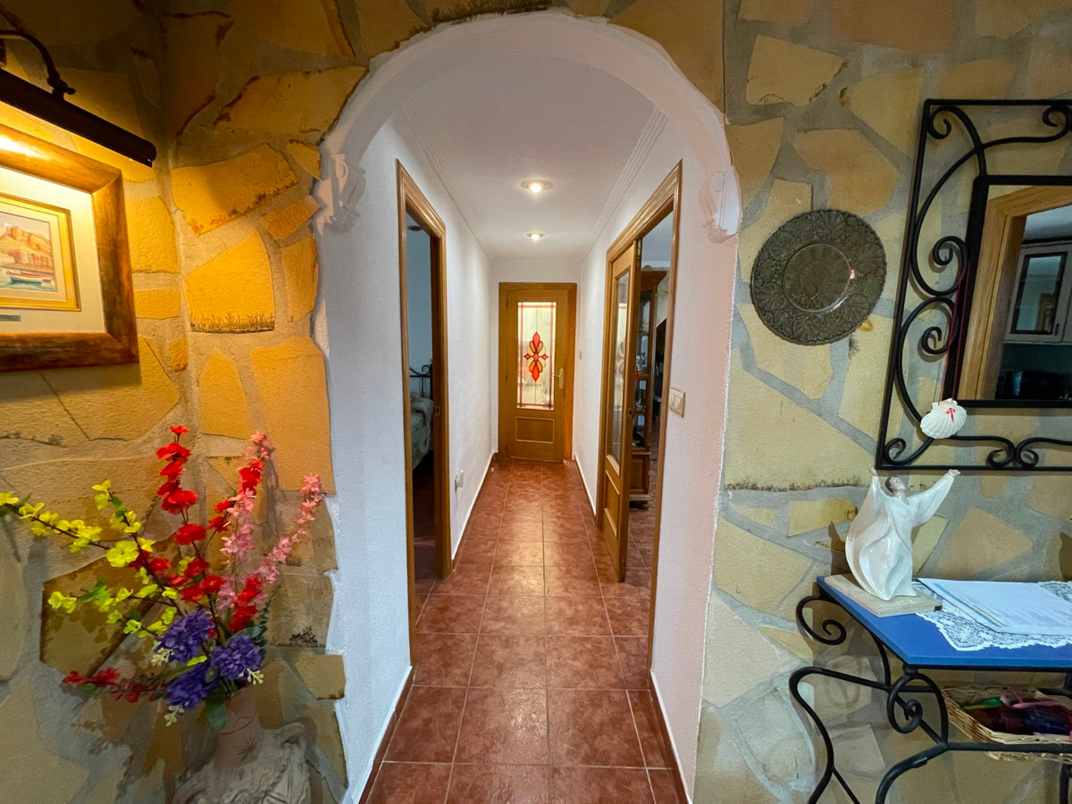 Se vende Villa - Chalet de 4 dormitorios en Costa Blanca, Alicante, España