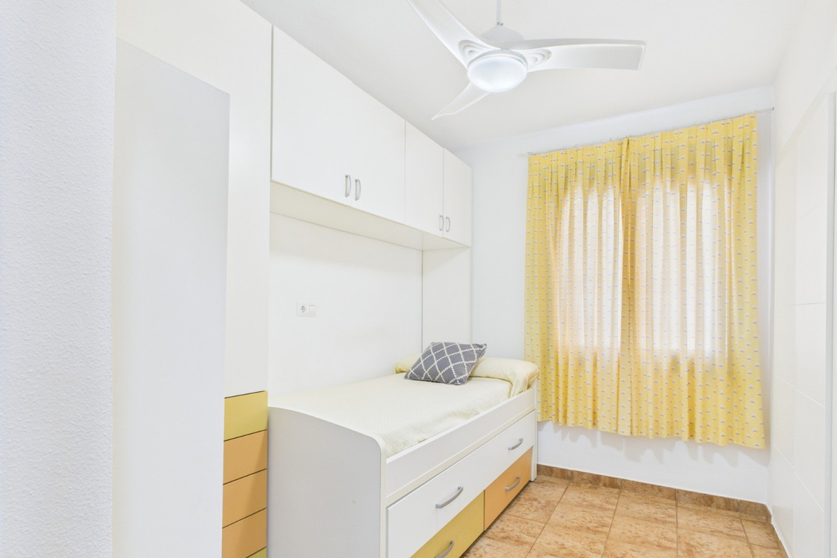 Se vende Apartamento Planta Media de 3 dormitorios en Costa Calida, Murcia, España