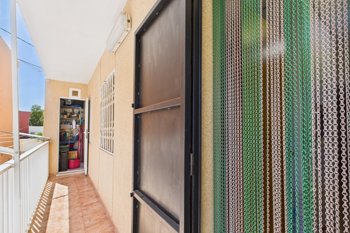 Se vende Apartamento Planta Media de 3 dormitorios en Costa Calida, Murcia, España