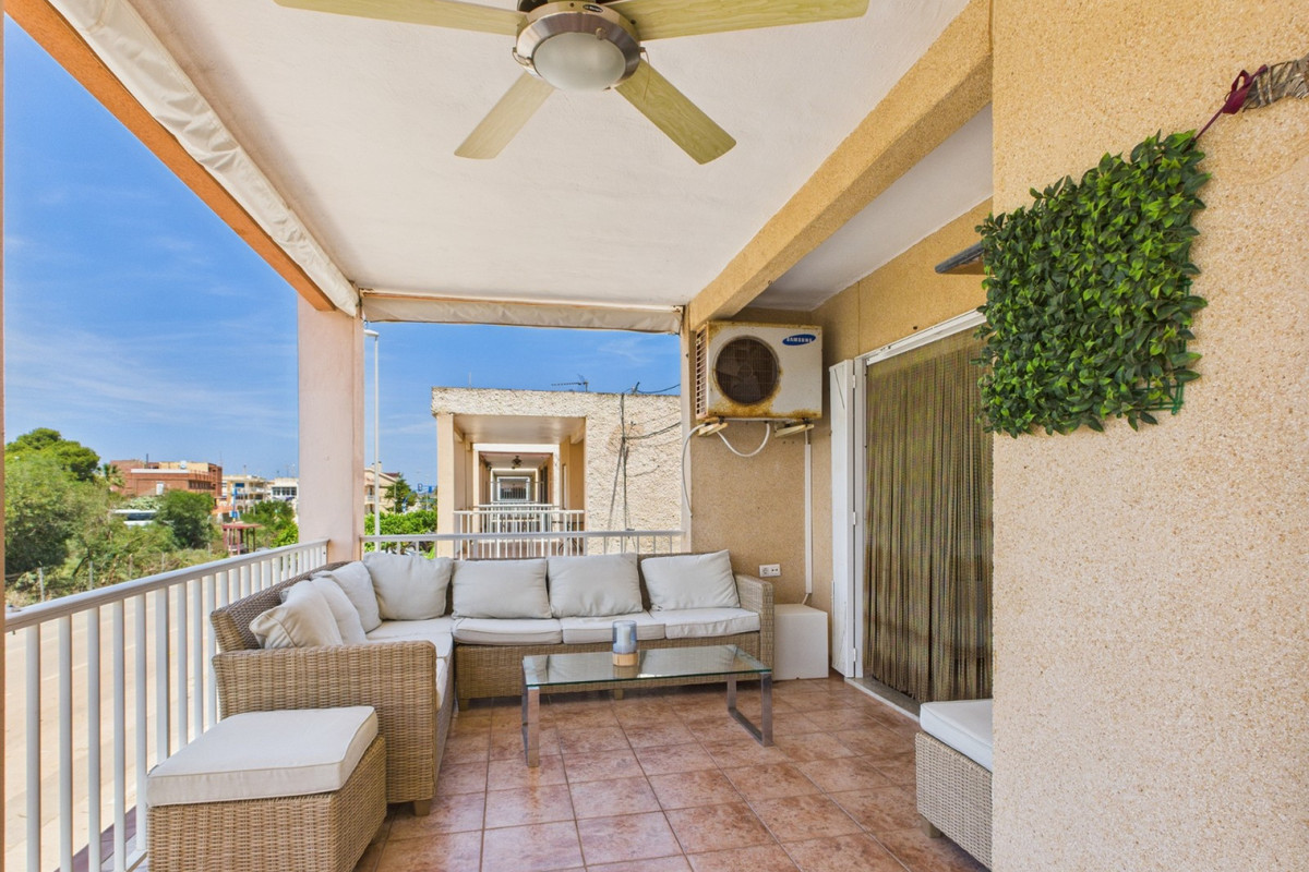 Se vende Apartamento Planta Media de 3 dormitorios en Costa Calida, Murcia, España