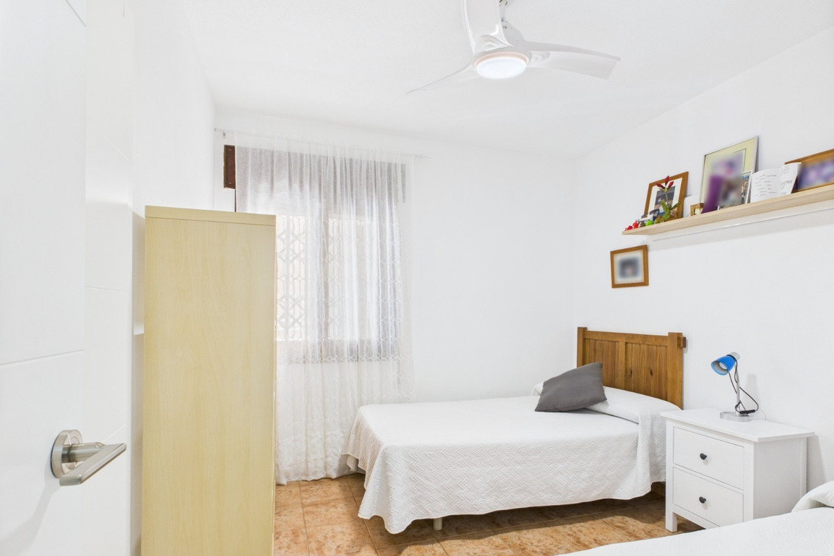 Se vende Apartamento Planta Media de 3 dormitorios en Costa Calida, Murcia, España