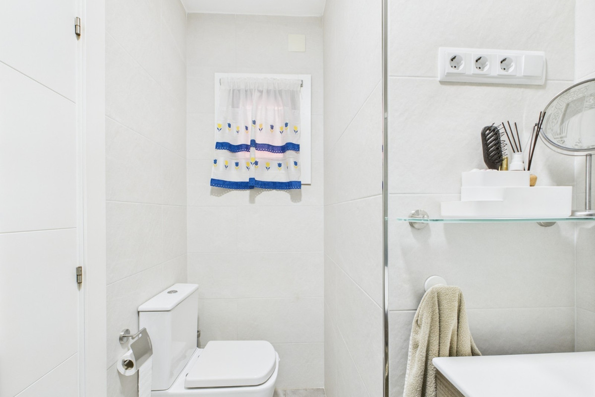 Se vende Apartamento Planta Media de 3 dormitorios en Costa Calida, Murcia, España