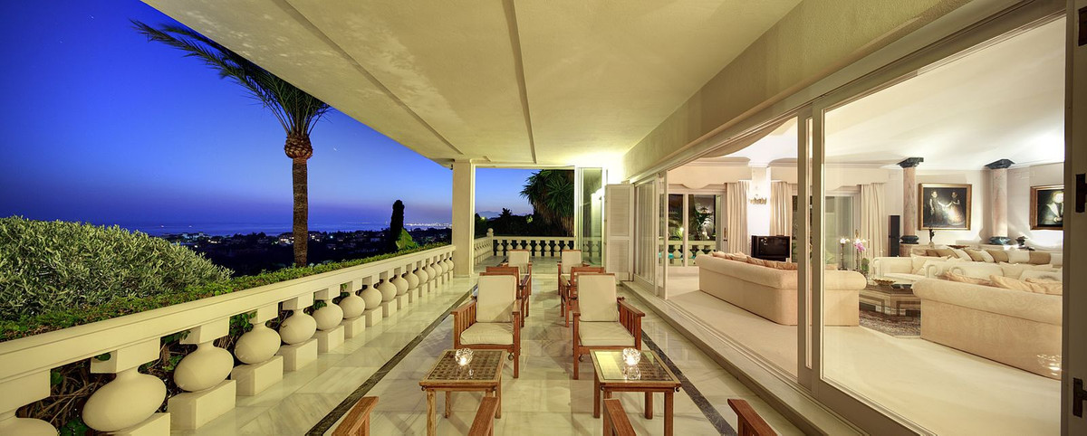Se vende Villa - Chalet de 10 dormitorios en Costa Del Sol, Málaga, España