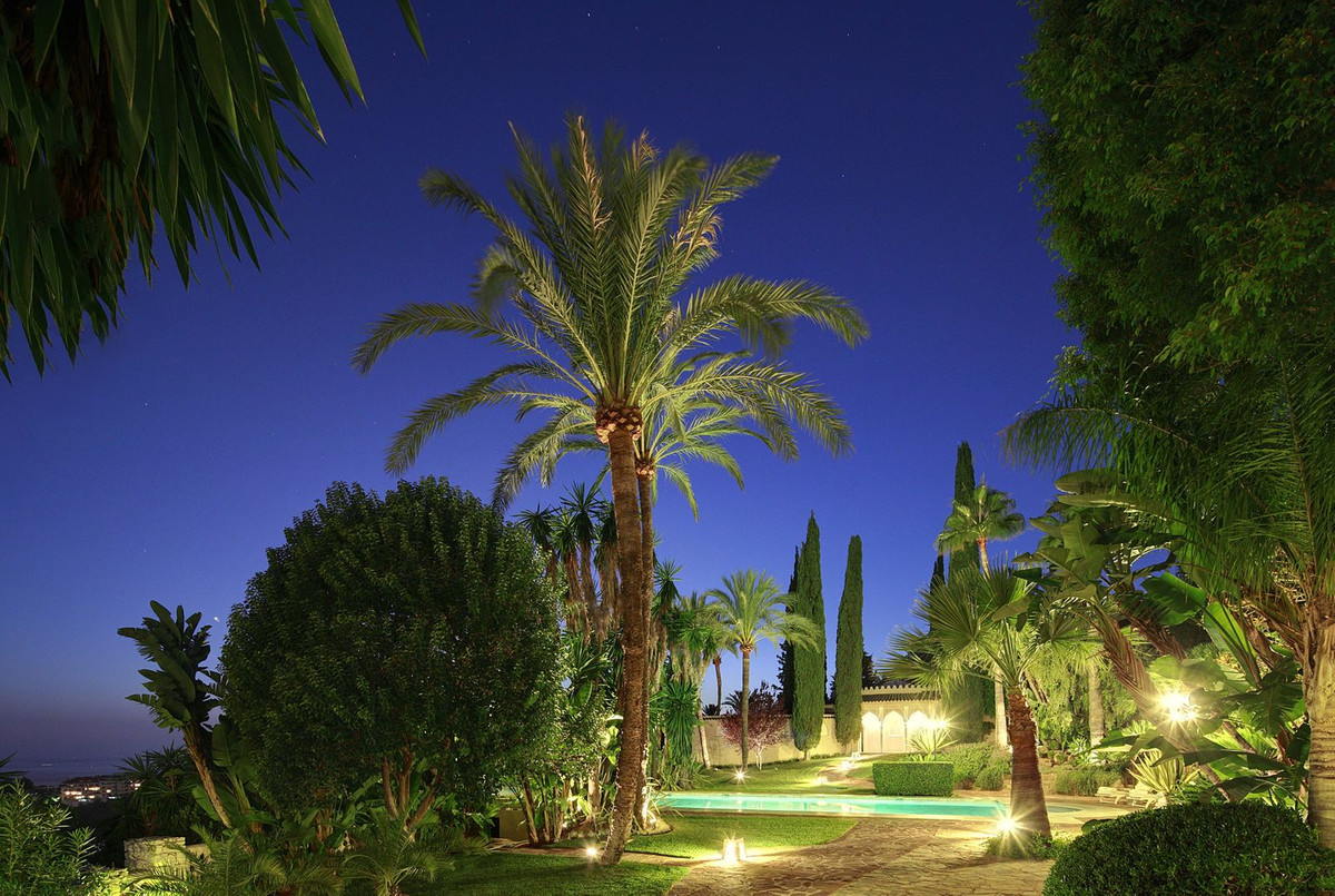 Se vende Villa - Chalet de 10 dormitorios en Costa Del Sol, Málaga, España