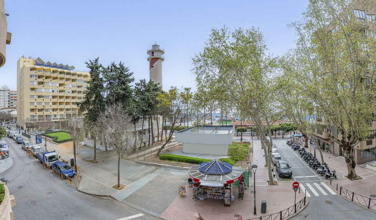 2 Bed Apartment for sale in Marbella Costa Del Sol, Málaga, Spain