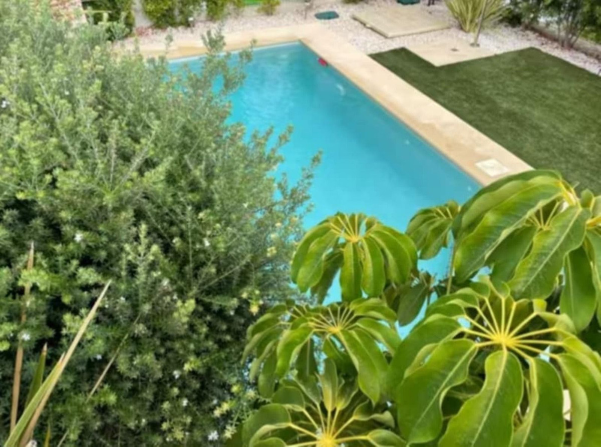 Se vende Villa - Chalet de 5 dormitorios en Costa Blanca, Alicante, España