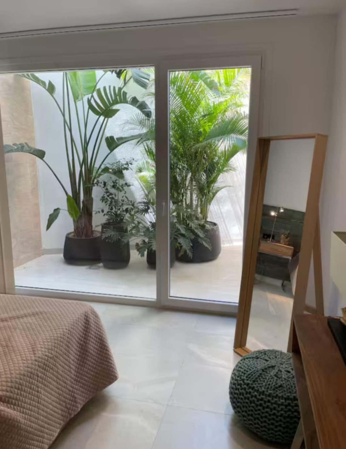 Se vende Villa - Chalet de 5 dormitorios en Costa Blanca, Alicante, España