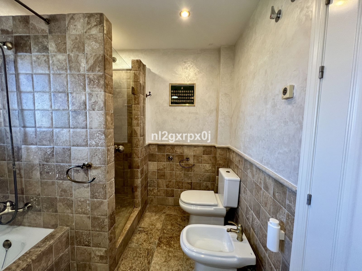 Se vende Apartamento Planta Baja de 2 dormitorios en Costa Del Sol, Málaga, España