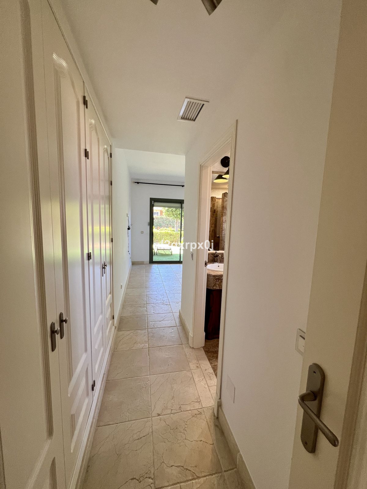 Se vende Apartamento Planta Baja de 2 dormitorios en Costa Del Sol, Málaga, España