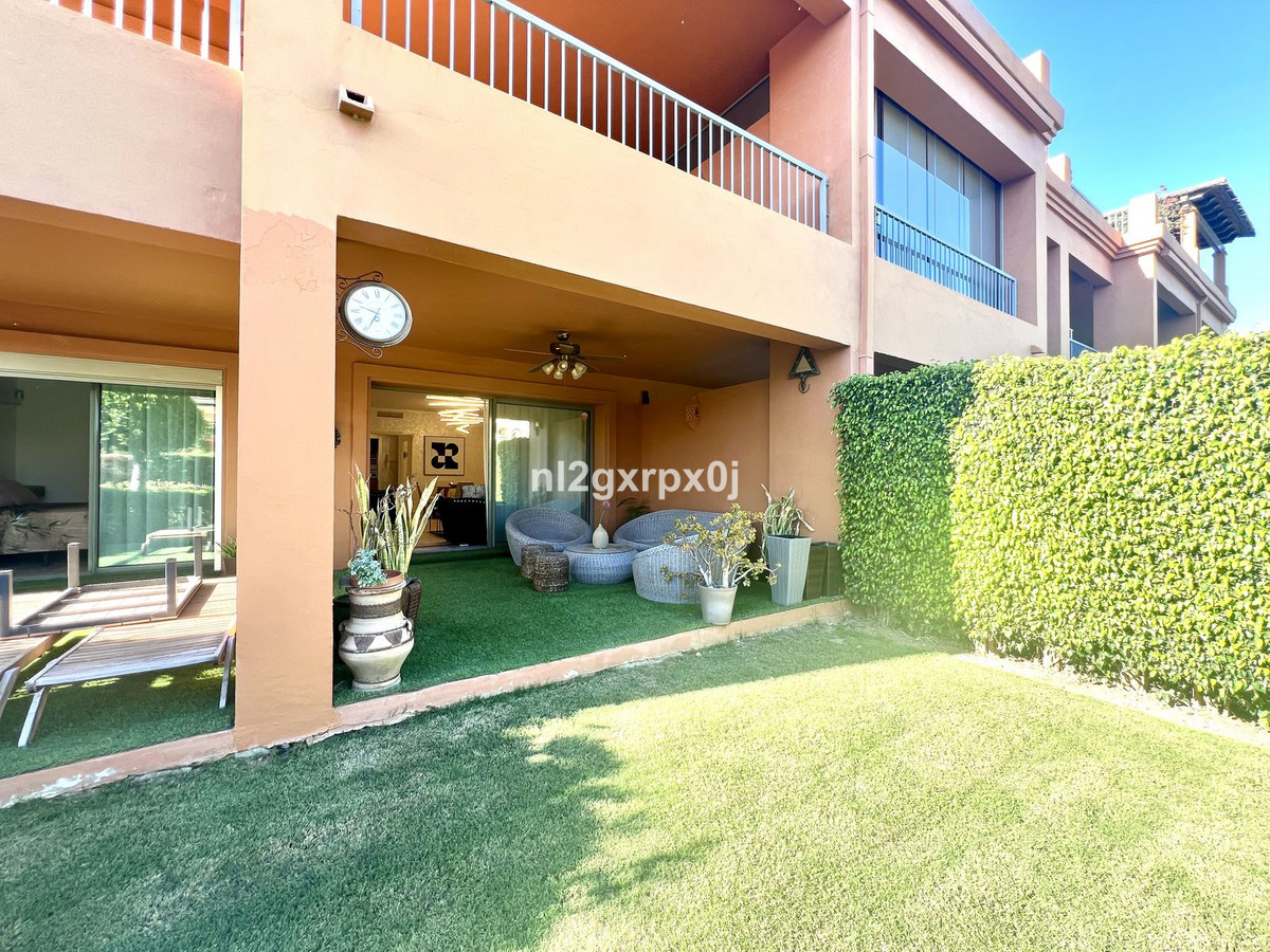 Se vende Apartamento Planta Baja de 2 dormitorios en Costa Del Sol, Málaga, España