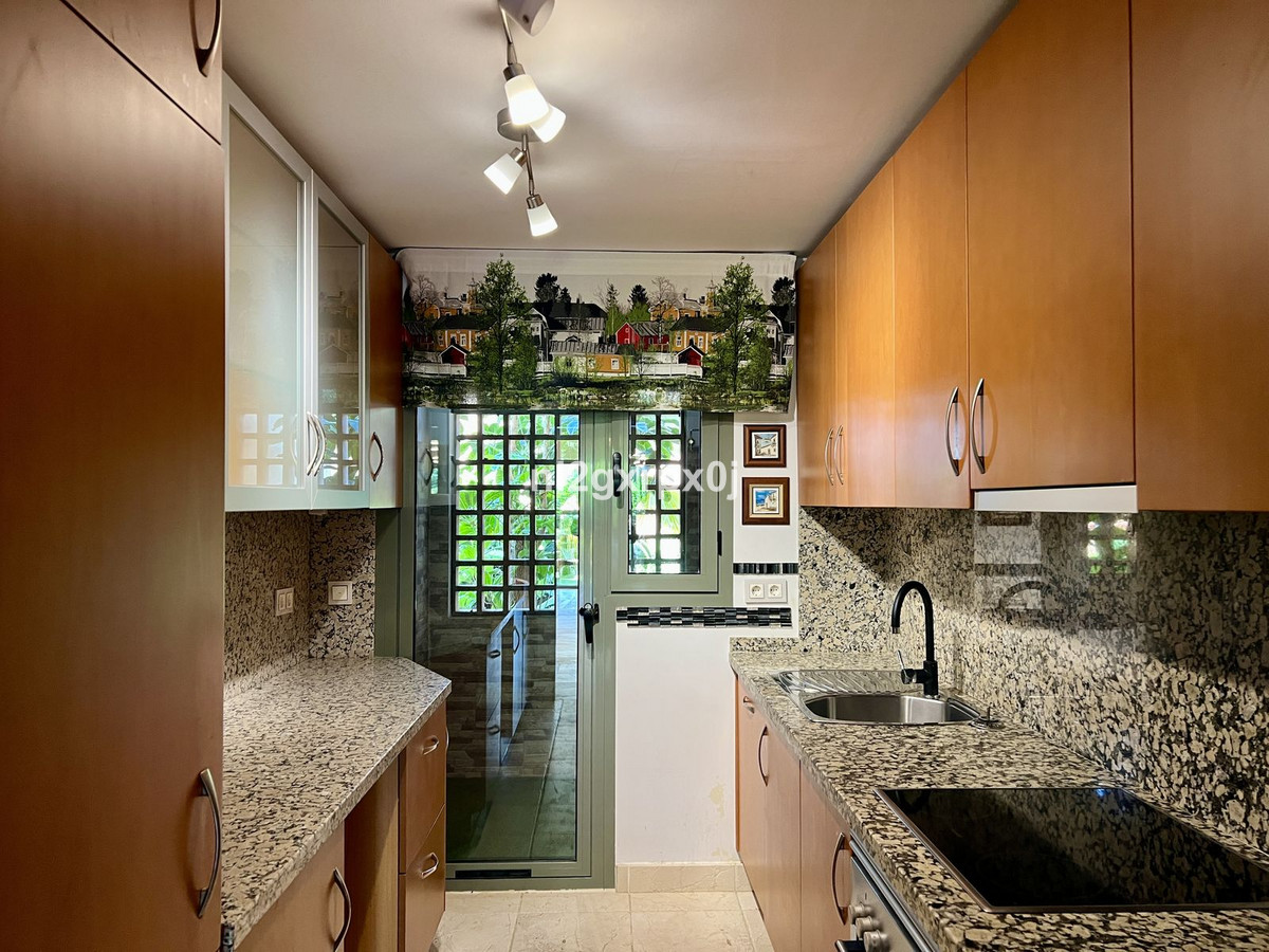 Se vende Apartamento Planta Baja de 2 dormitorios en Costa Del Sol, Málaga, España