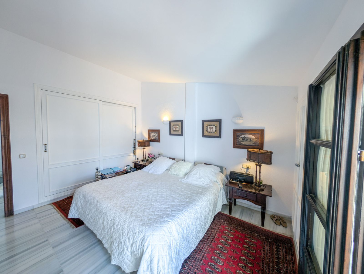 3 Bed Apartment for sale in Marbella Costa Del Sol, Málaga, Spain