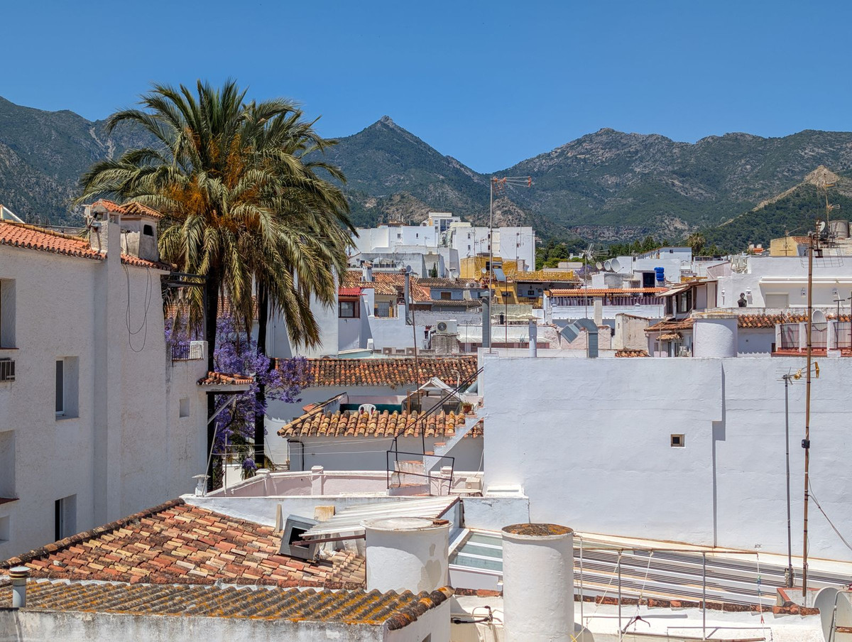 3 Bed Apartment for sale in Marbella Costa Del Sol, Málaga, Spain