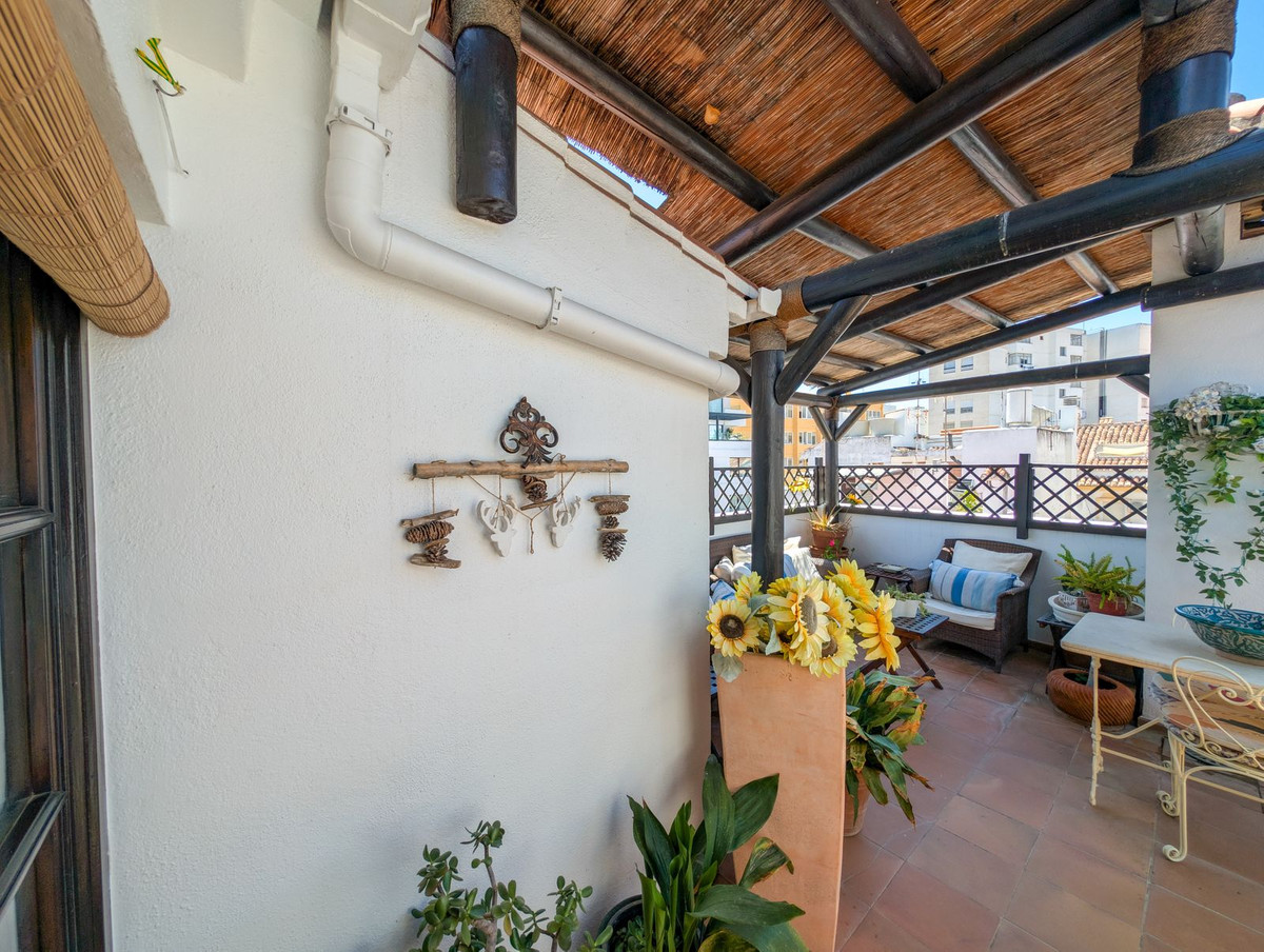 3 Bed Apartment for sale in Marbella Costa Del Sol, Málaga, Spain
