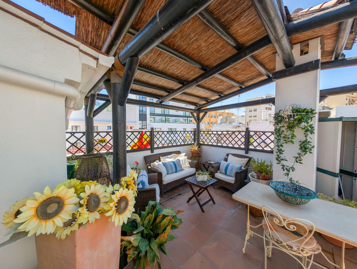 3 Bed Apartment for sale in Marbella Costa Del Sol, Málaga, Spain