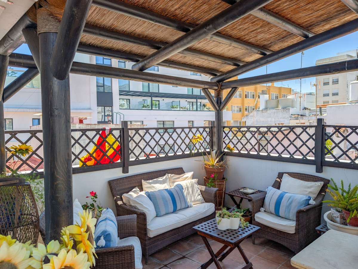 3 Bed Apartment for sale in Marbella Costa Del Sol, Málaga, Spain
